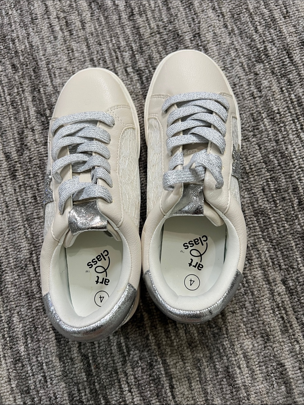 Art Class Kaitlyn Star Court Sneakers Girls Size 5 - Picture 8 of 8